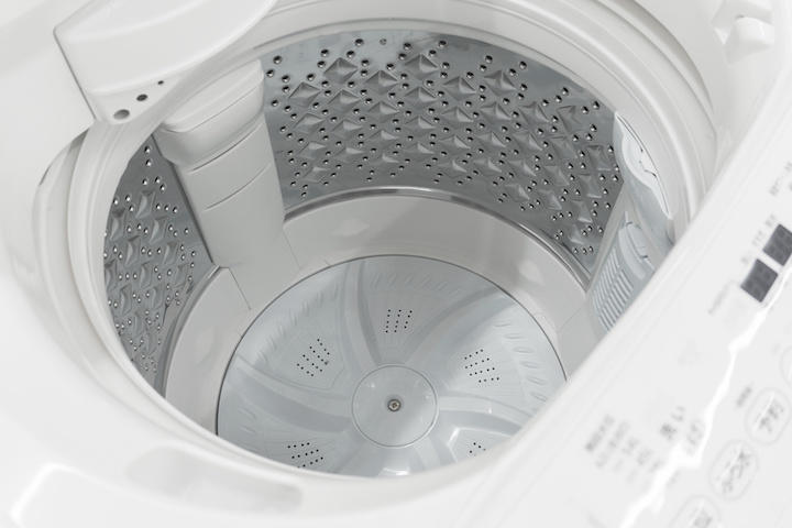 【衝撃的な洗浄力】洗濯槽のオキシ漬け掃除方法とコツをご紹介！